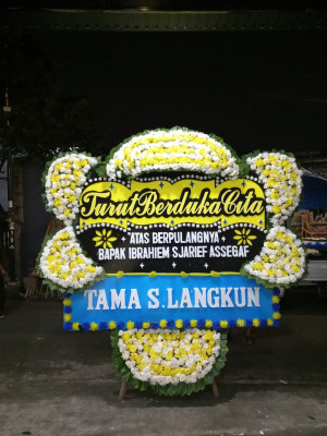 Papan Bunga Duka di Sentani