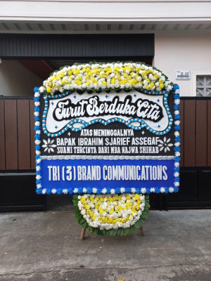 Papan Bunga Duka di Sentani